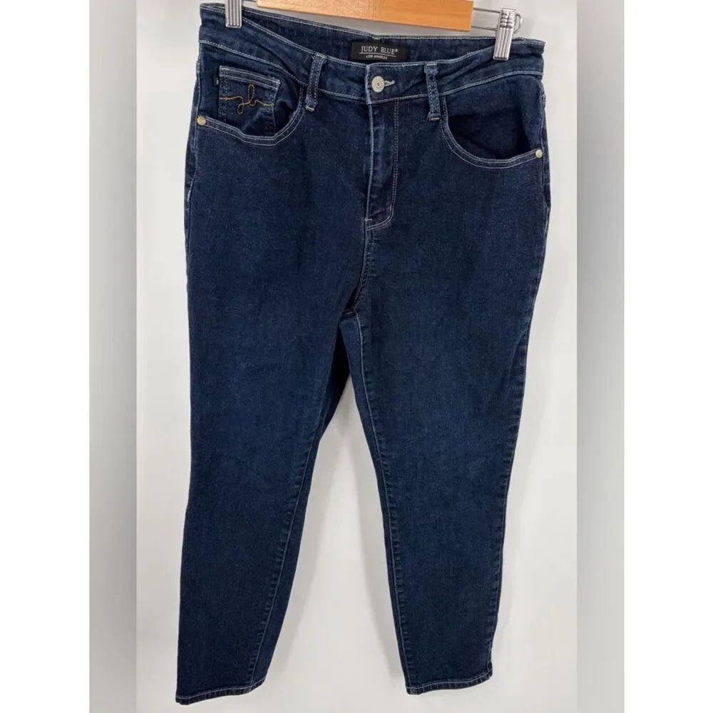 Judy Blue dark wash high rise mom Jean women’s 11/30 denim classic stretch